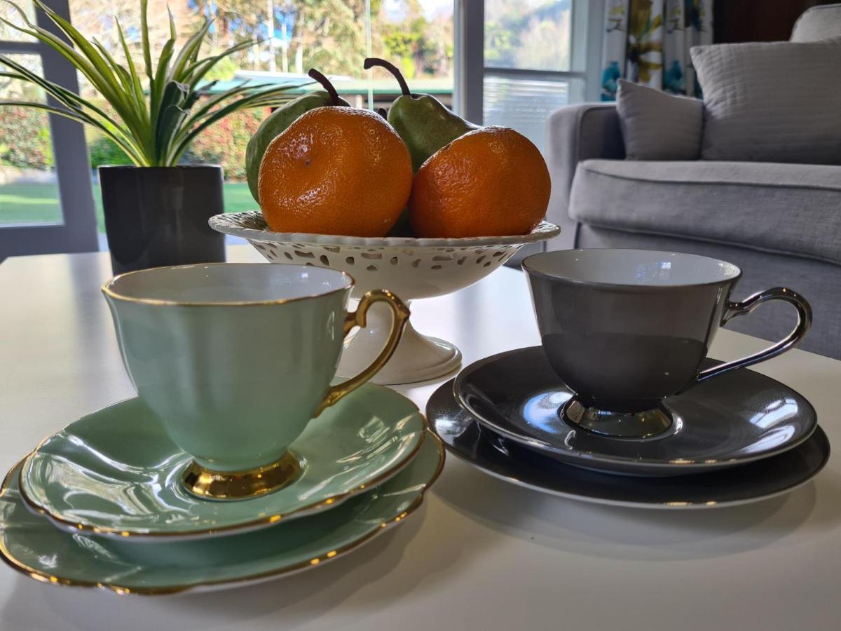 Pyes Pa Studio Apartment Tauranga Luaran gambar